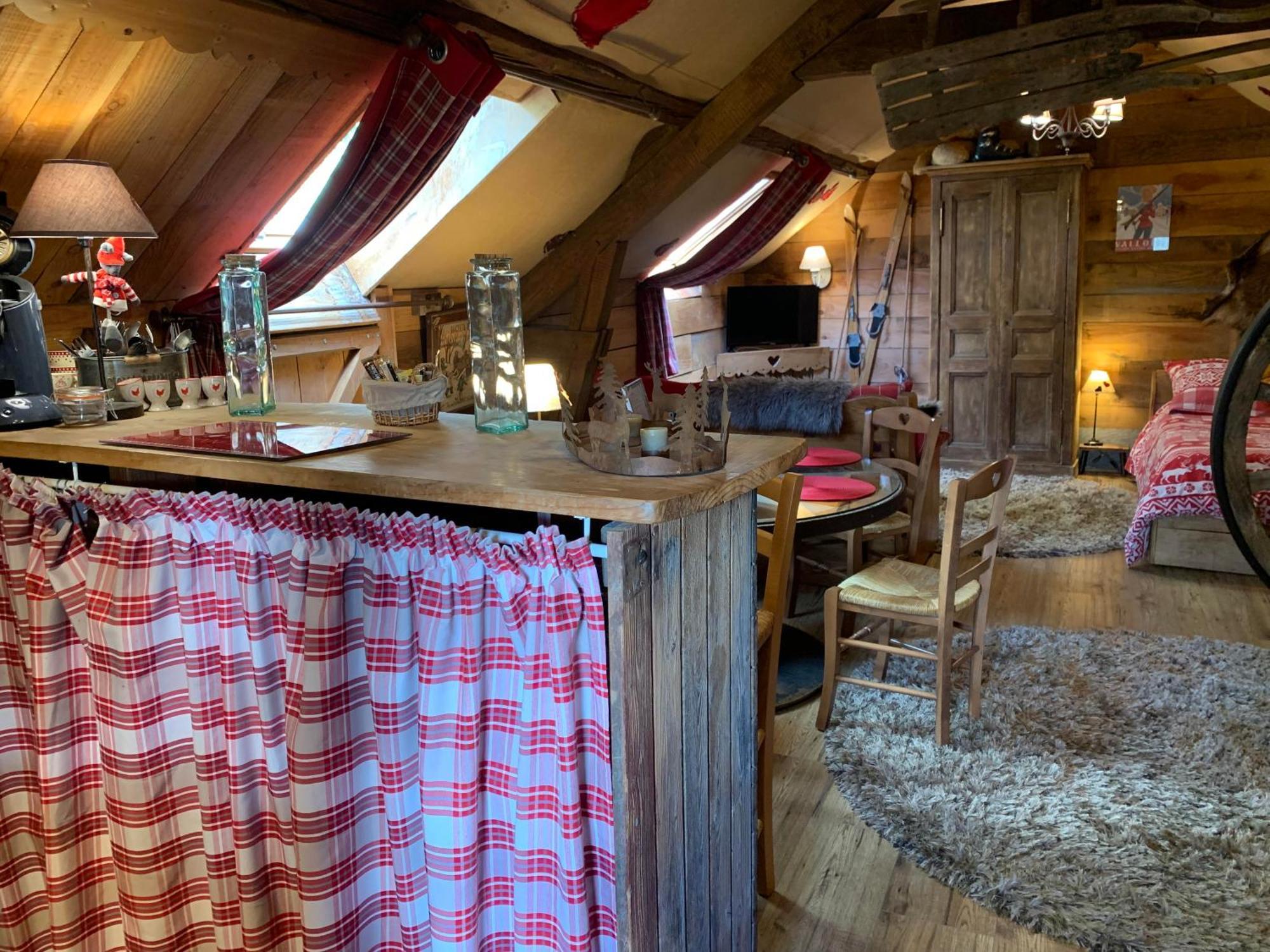 Vimoutiers Gite "Le Refuge" Dans Un Domaine De 7Ha Au Calme מראה חיצוני תמונה
